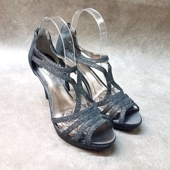 Alfani Womens Tacy Size 8 Glittery Silver Peep Toe T-Strap Platform Heels - Picture 1 of 10